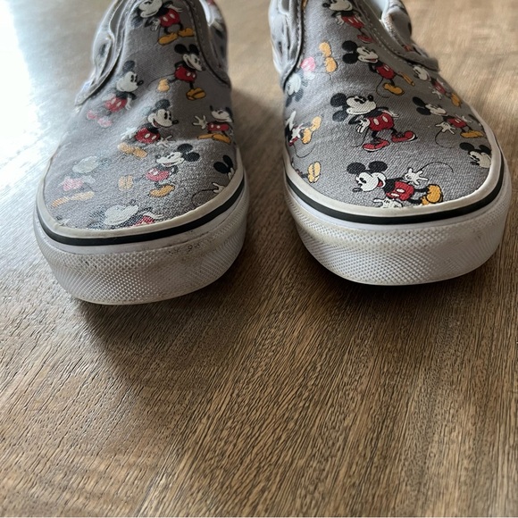 🆕 VANS Slip on shoes Mickey Mouse print kids size 3 - Picture 3 of 14